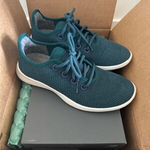 Allbird Tree Runner Womens 9 LIKE NEW!